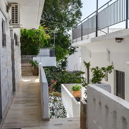 Aparthotel Kalypso 2*